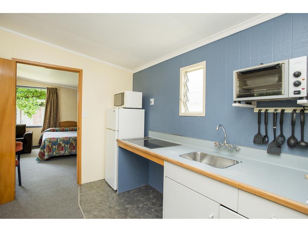 Travellers Inn Motel Gisborne Room photo