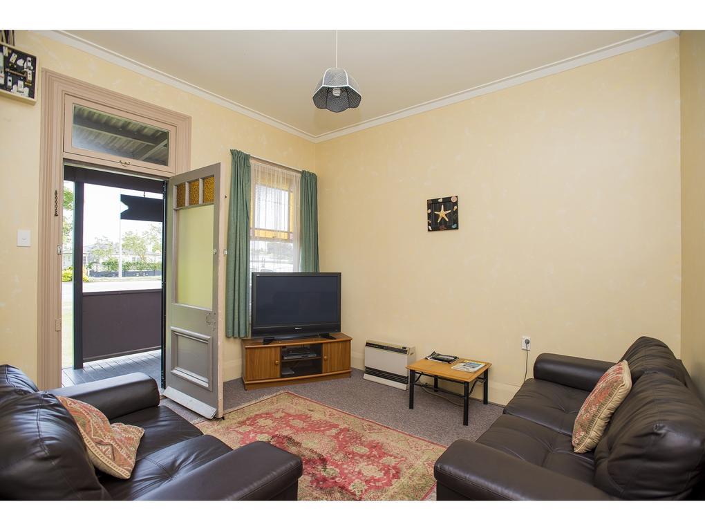 Travellers Inn Motel Gisborne Room photo